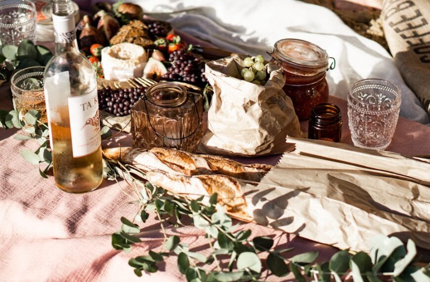 June Drawing Challenge – Bright Days, Bold Shapes, and Outdoor Energy